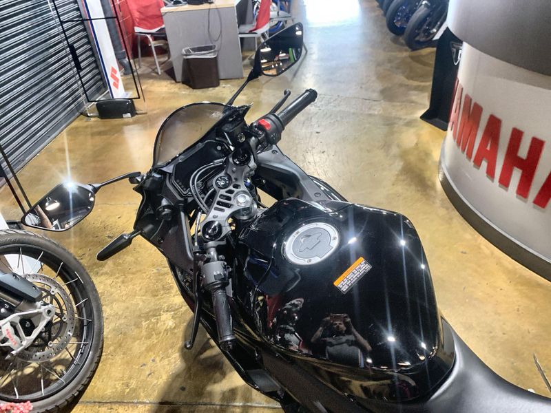 New 2026 Yamaha YZF-R3 ABS Image 17