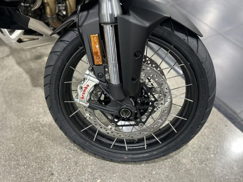 New 2025 Ducati MULTISTRADA V4 RALLY TRAVEL & RADAR SPOKED WHEELS Image 13