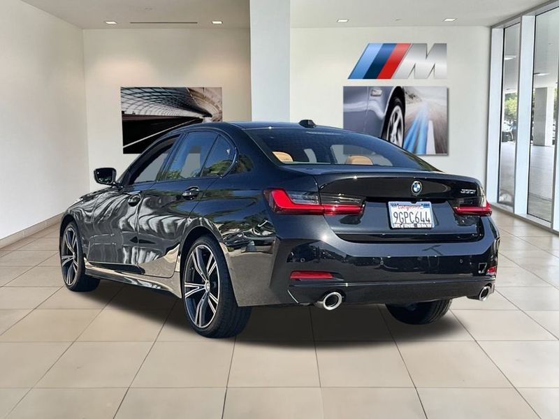 2023 BMW 3 Series 330iImage 5