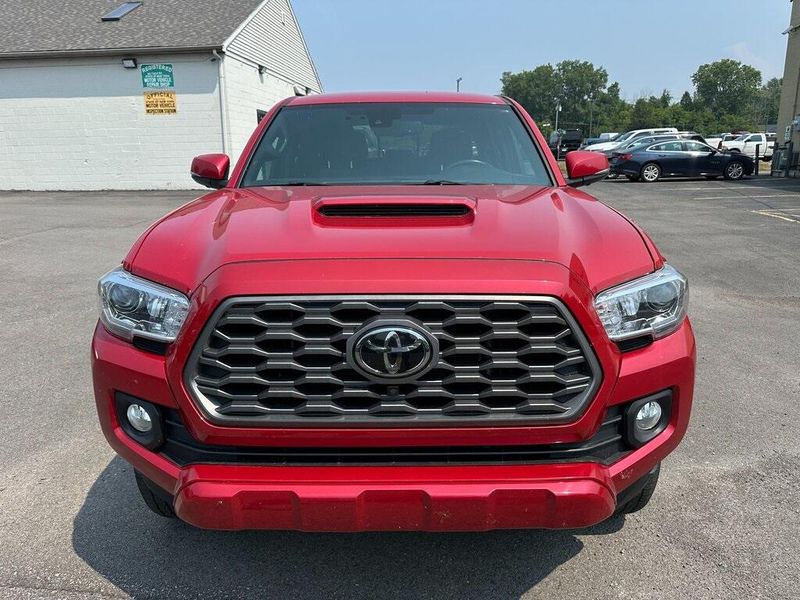 2023 Toyota Tacoma TRD Sport photo 4