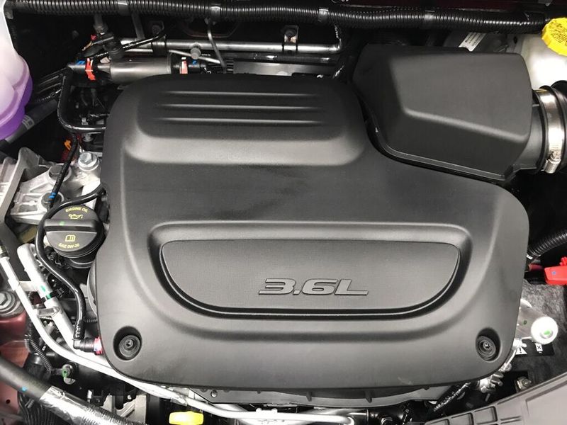 New 2026 Chrysler Pacifica SelectImage 18