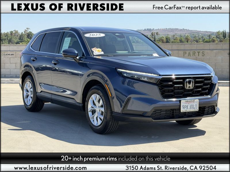 Used 2025 Honda CR-V LXImage 1