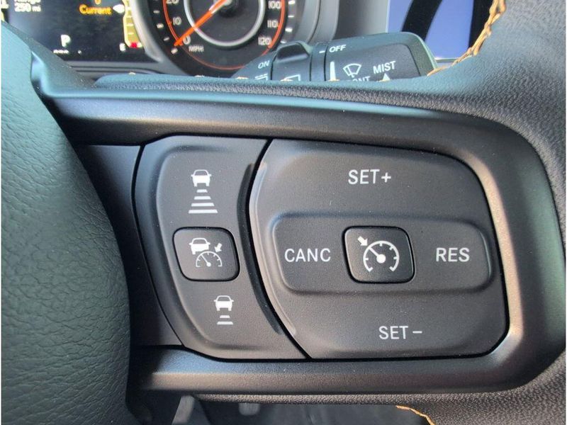 Used 2024 Jeep Wrangler WillysImage 23