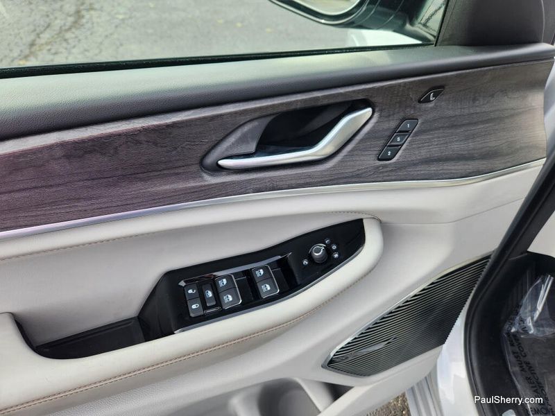 Used 2021 Jeep Grand Cherokee L Overland