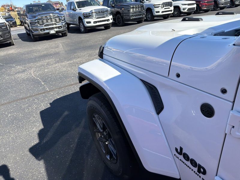 New 2026 Jeep Gladiator Sport S 4x4Image 12