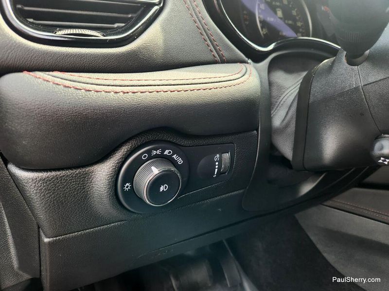 Used 2022 Dodge Durango R/T Plus BlacktopImage 28