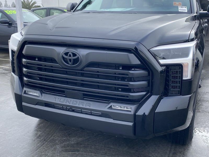 2025 Toyota Tundra SR5Image 7