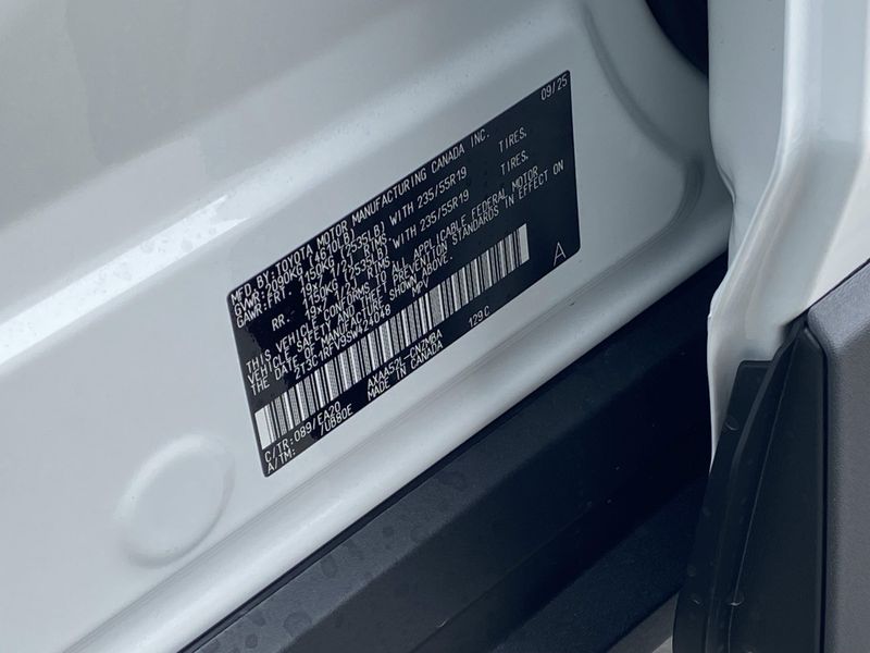 New 2025 Toyota RAV4 XLE PremiumImage 20