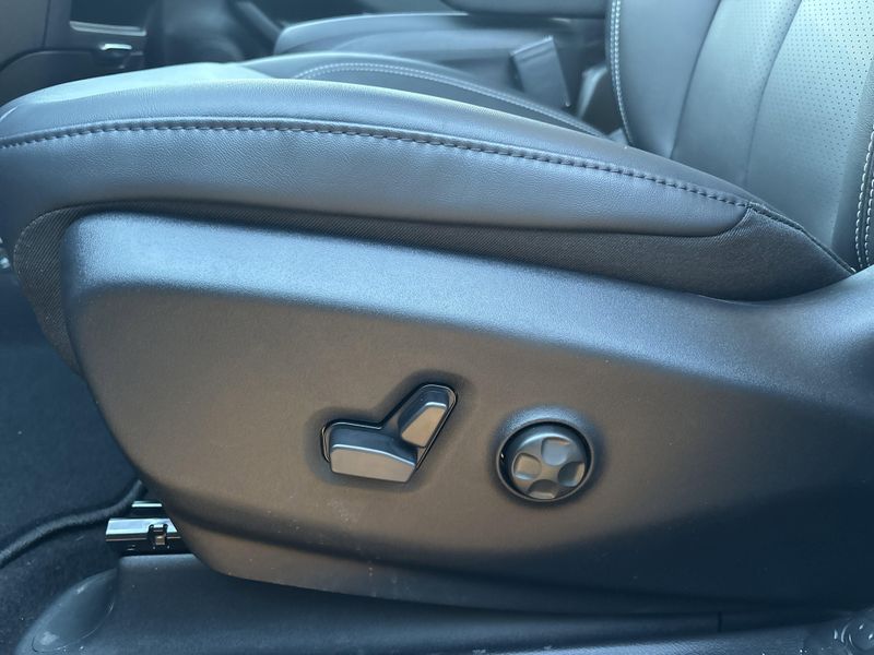 New 2026 Chrysler Pacifica SelectImage 22