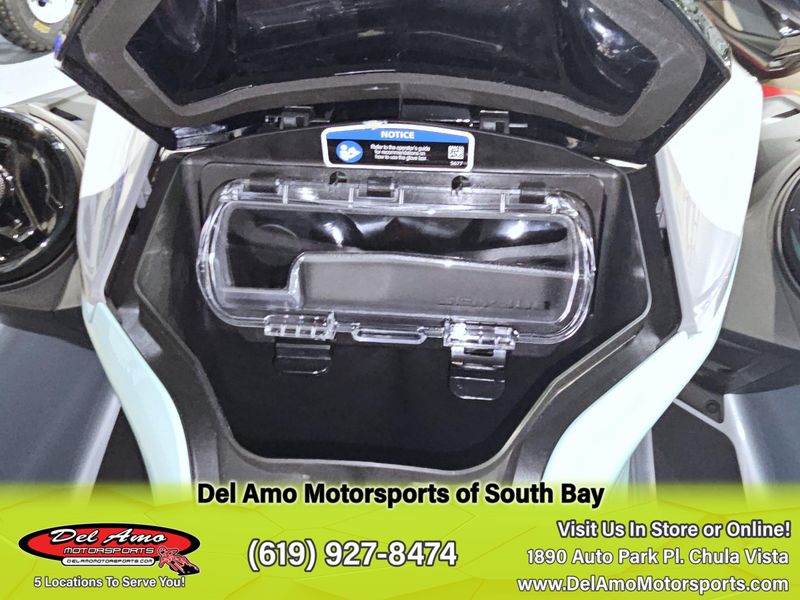 New 2024 Sea-Doo GTI SE 130 (SOUND SYSTEM) Image 17