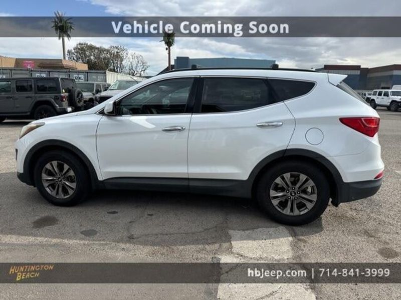 2016 Hyundai Santa Fe Sport 2.4 BaseImage 8