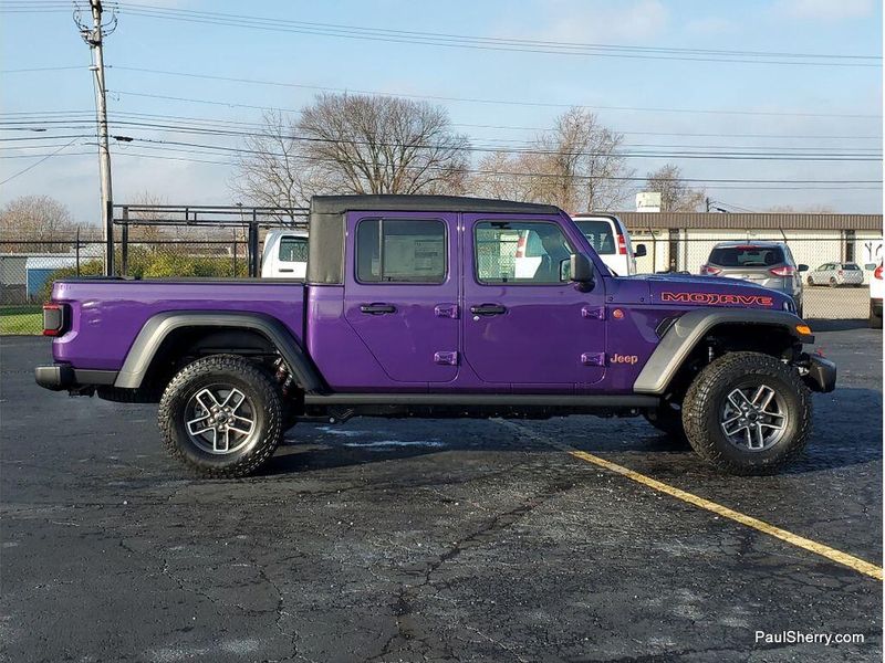 New 2026 Jeep Gladiator Mojave 4x4