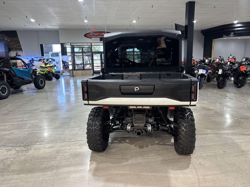 New 2027 Can-Am DEFENDER MAX LIMITED CAB HD11 Image 14