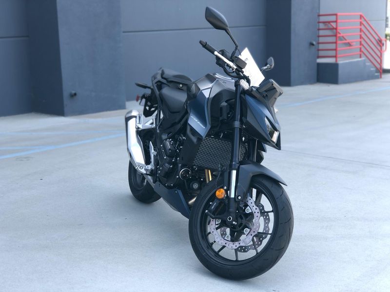New 2026 Honda CB750 HORNET E-CLUTCH Image 11