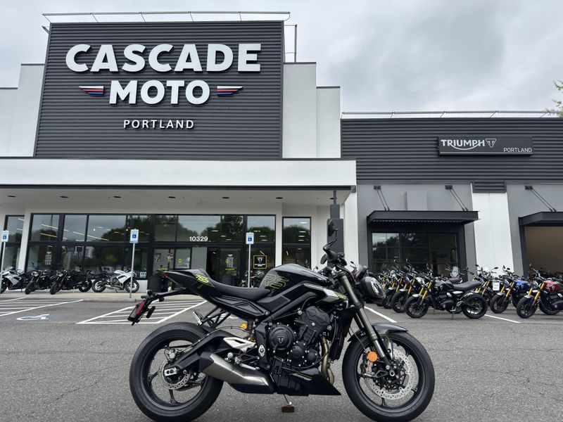 2025 Triumph Street Triple 765 RS - PHANTOM BLACK 