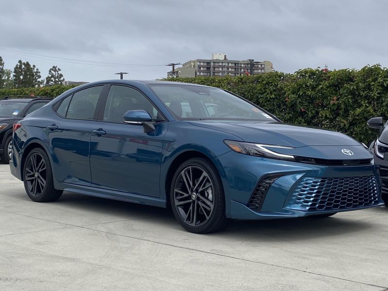 New 2025 Toyota Camry Image 2
