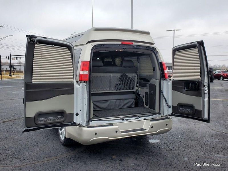 2021 Chevrolet Express Cargo Image 19