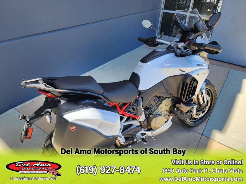 2023 Ducati MULTISTRADA V4 S TRAVEL & RADAR  in a ICEBERG WHITE exterior color. Del Amo Motorsports of South Bay (619) 547-1937 delamomotorsports.com 