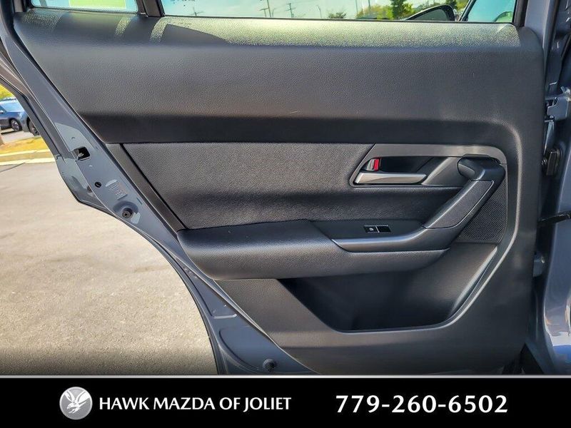 2025 Mazda CX-50 Premium photo 18