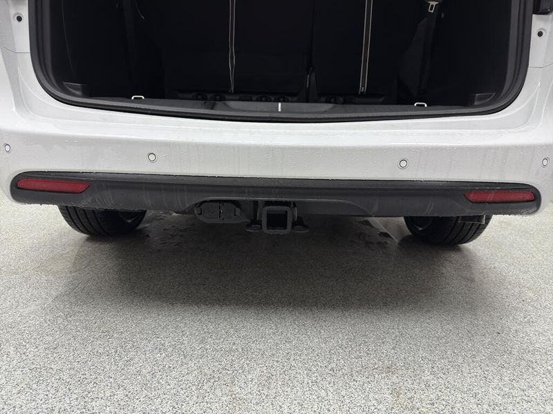 New 2026 Chrysler Pacifica Limited AwdImage 13