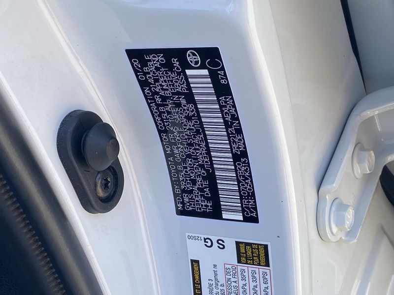 Used 2020 Toyota Corolla LEImage 30