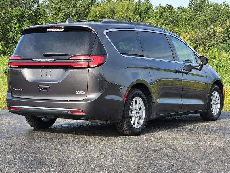 2022 Chrysler Pacifica TOURING LImage 4