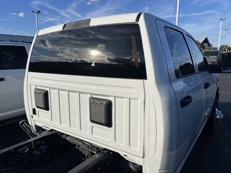 New 2026 RAM 3500 Chassis Cab TradesmanImage 7