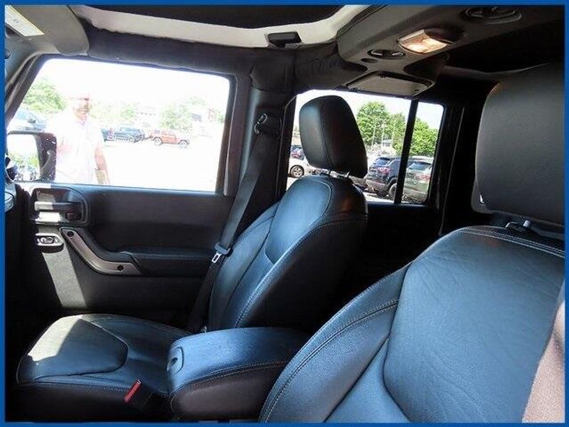 2018 Jeep Wrangler JK Unlimited AltitudeImage 14