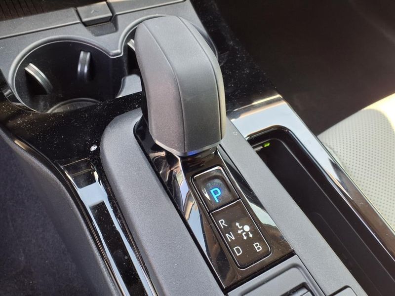 2023 Toyota Prius XLEImage 23