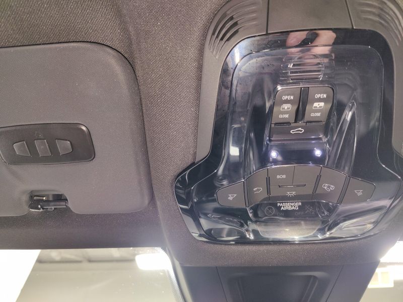 Used 2024 Alfa Romeo Tonale Veloce Premium eAWD w/SunroofImage 26