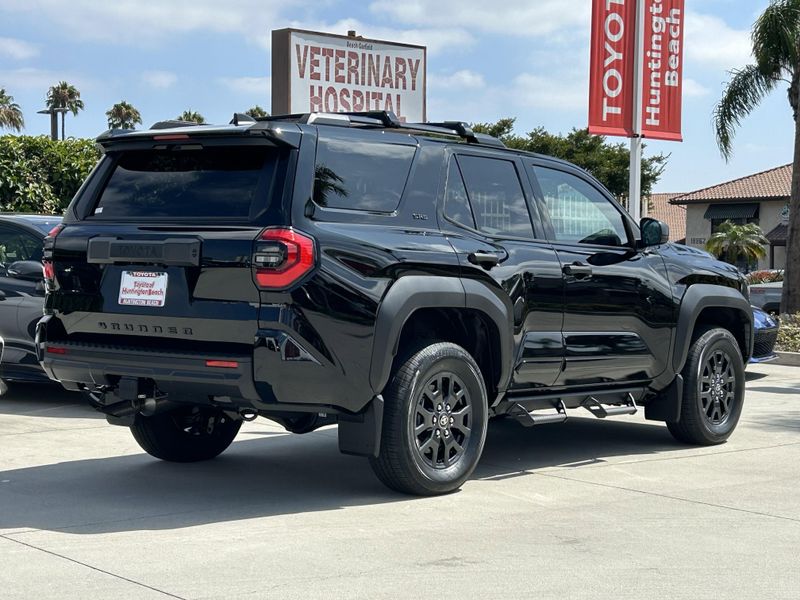 New 2025 Toyota 4Runner SR5Image 3