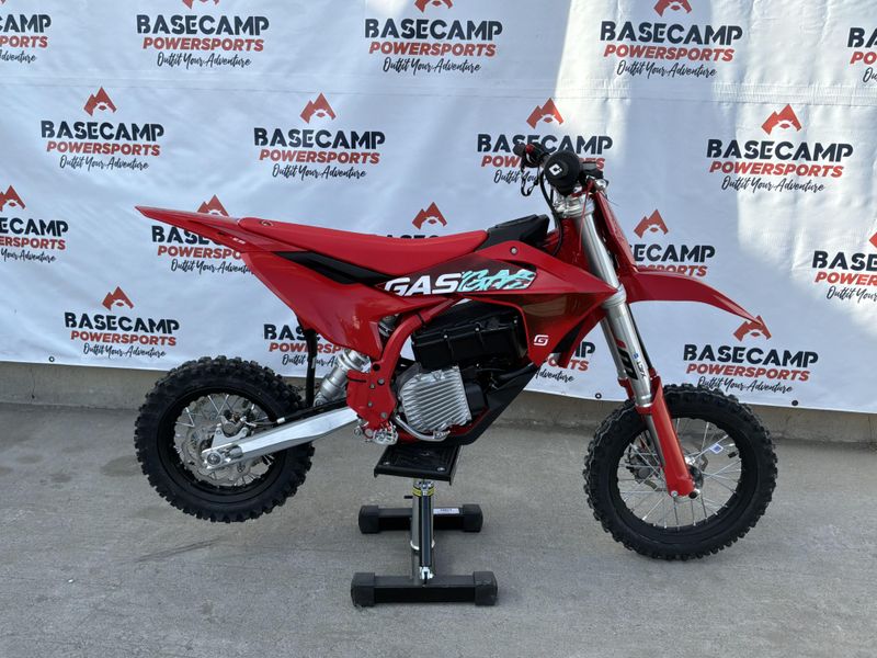 2027 GASGAS MC-E 5