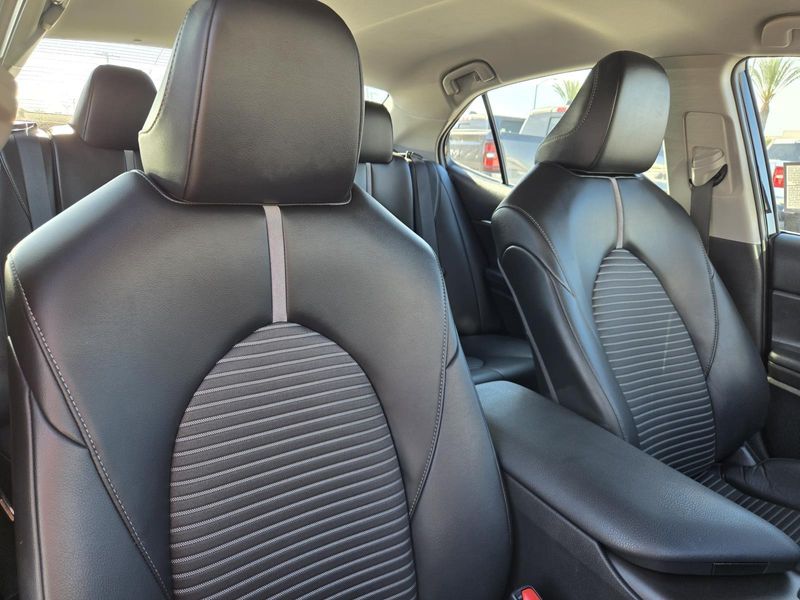 Used 2023 Toyota Camry SE Auto (Natl)