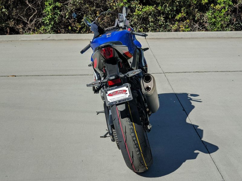 New 2027 Suzuki GSX-R1000 40TH ANNIVERSARY EDITION Image 16
