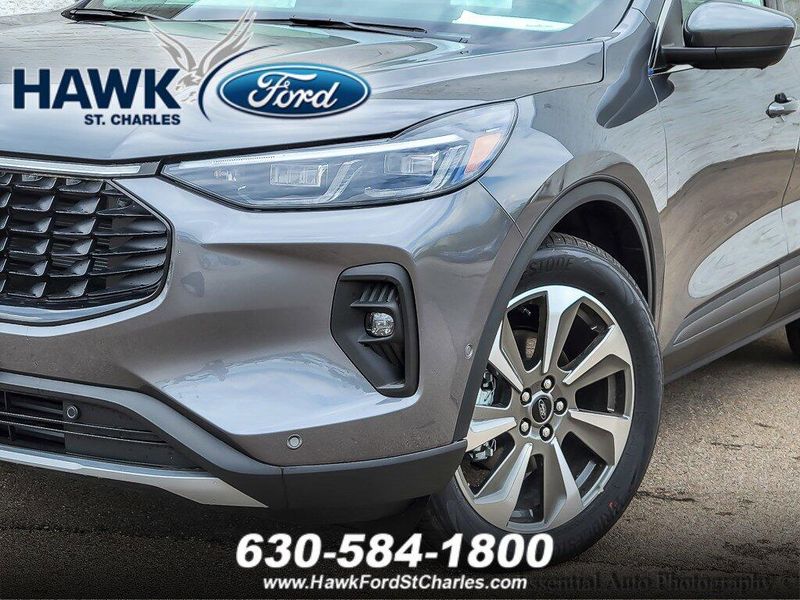 2024 Ford Escape Platinum photo 2
