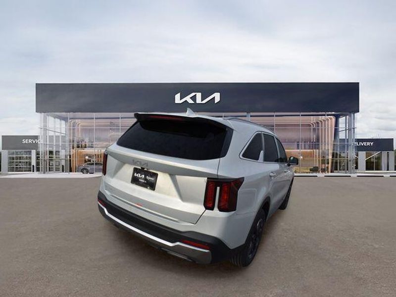 New 2026 Kia Sorento SImage 4