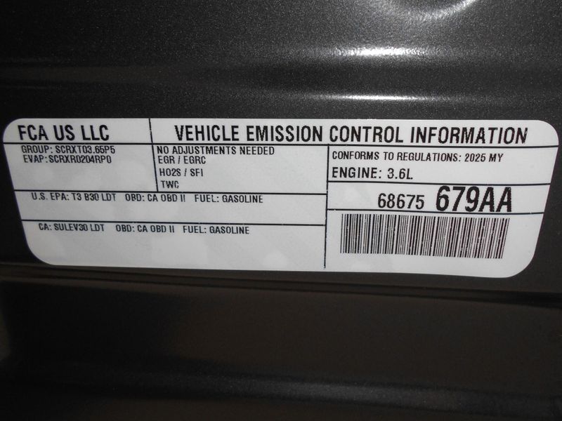 2025 Jeep Grand Cherokee Limited 4x4Image 37