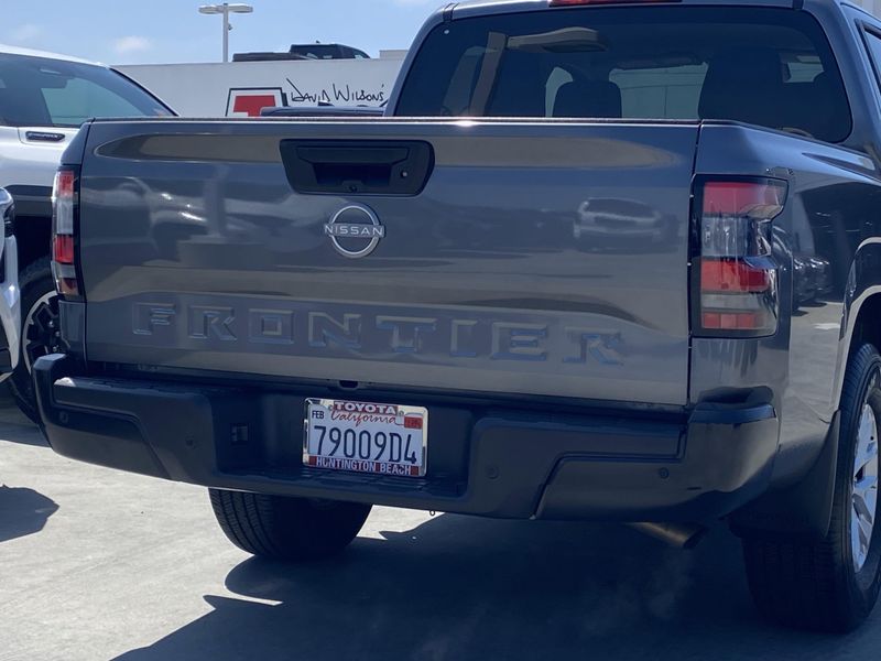 Used 2025 Nissan Frontier SImage 4