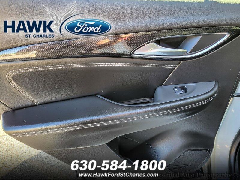 2021 Buick Envision Essence photo 16