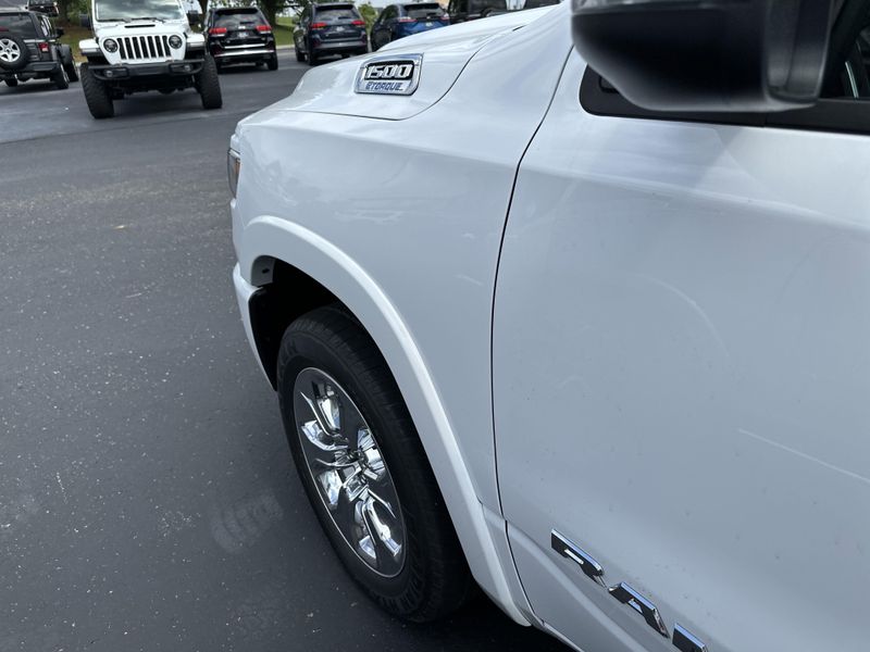 New 2025 RAM 1500 Big Horn Crew Cab 4x4 5
