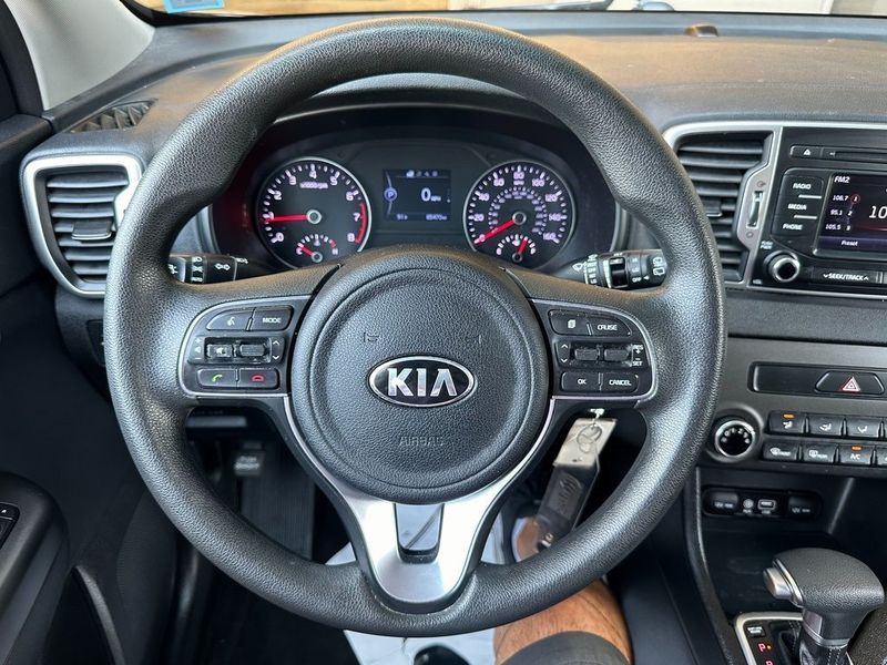 2018 Kia Sportage LXImage 2