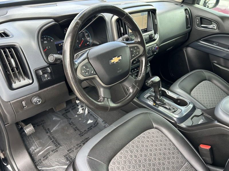 2019 Chevrolet Colorado 2WD Z71Image 17