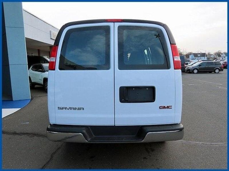 2022 GMC Savana Cargo Work VanImage 6