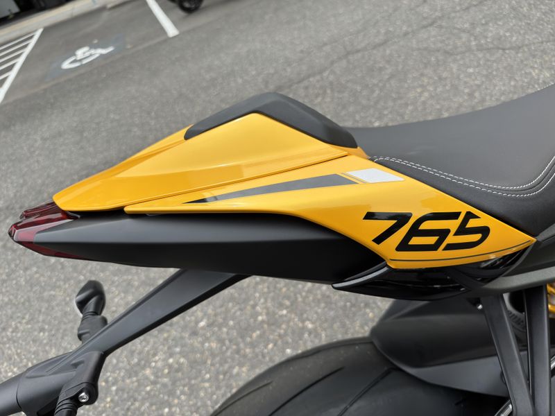 2025 Triumph Street Triple 765 RS - COSMIC YELLOW 