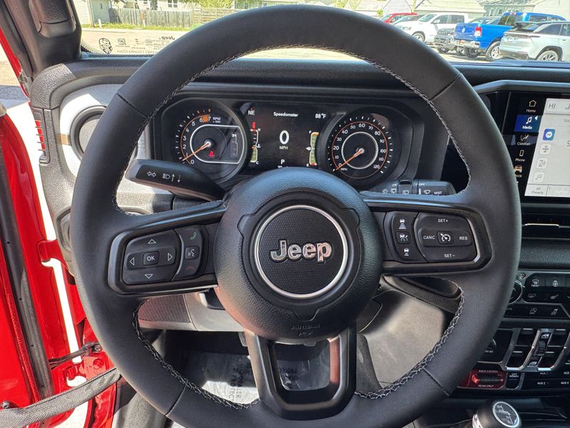 2025 Jeep Wrangler WillysImage 20