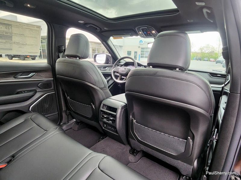 New 2026 Jeep Grand Cherokee Limited 4x4