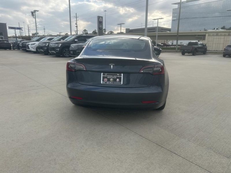 Used 2023 Tesla Model 3 BaseImage 6