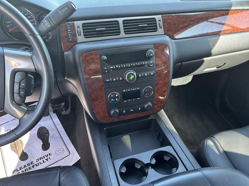 Used 2012 Chevrolet Avalanche 1500 LTImage 19