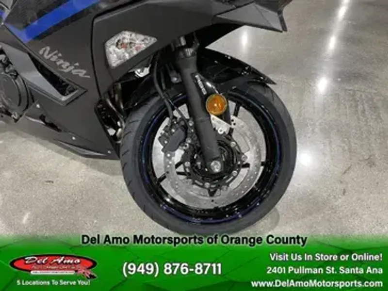 New 2025 Kawasaki NINJA 500 SE ABS Image 11