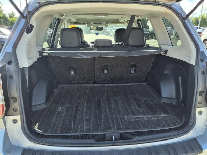 Used 2016 Subaru Forester 2.5i LimitedImage 10